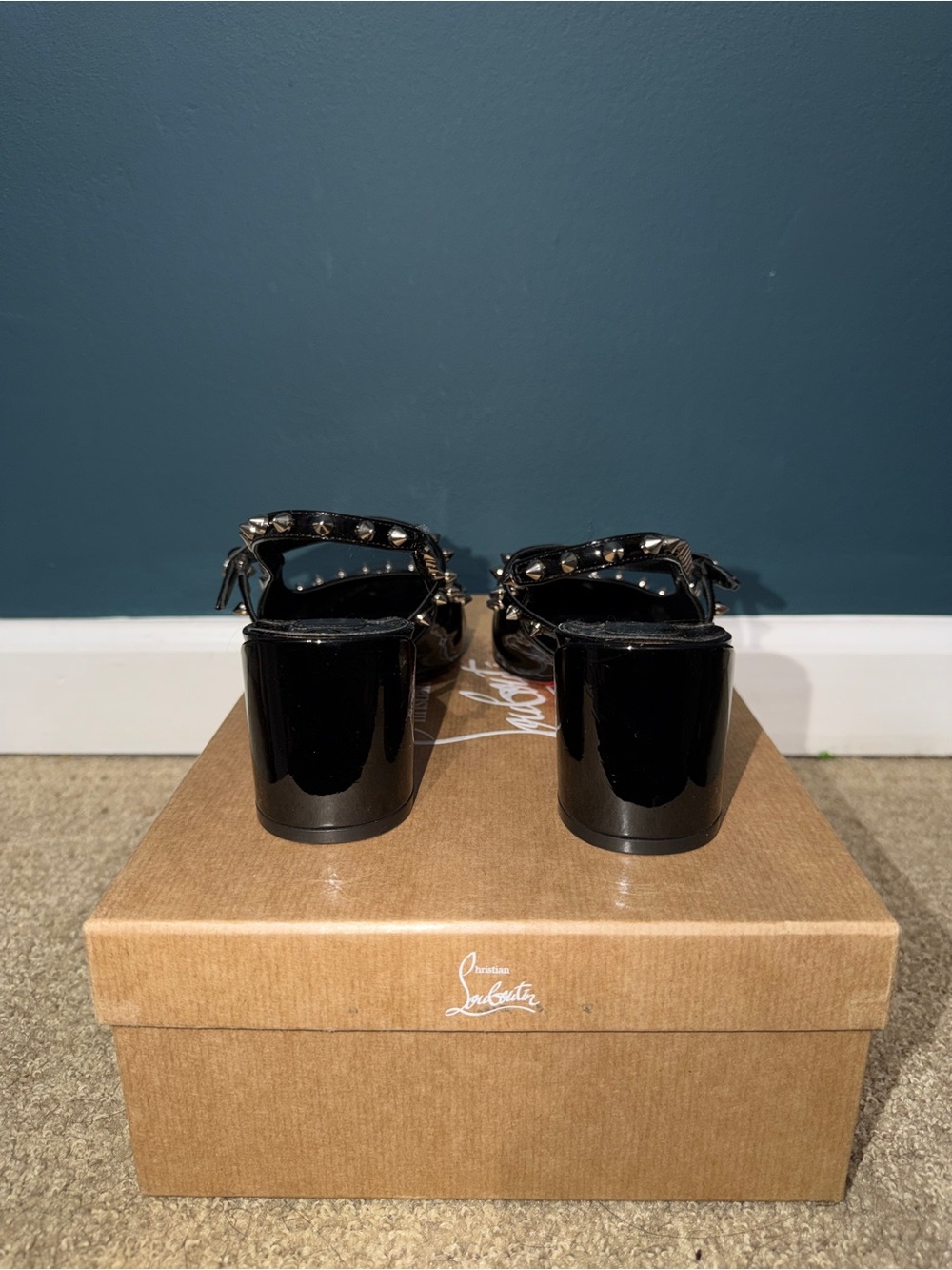 *AUTHENTIC* Christian Louboutin Slingback Pump - Picture 4 of 8